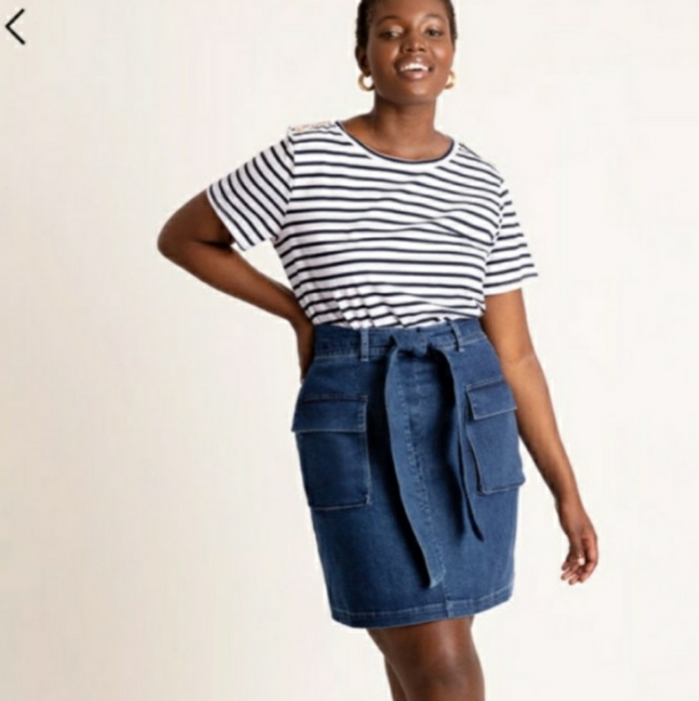 Eloquii Denim Mini Skirt with Pockets and Self Belt Sz 22 EUC
